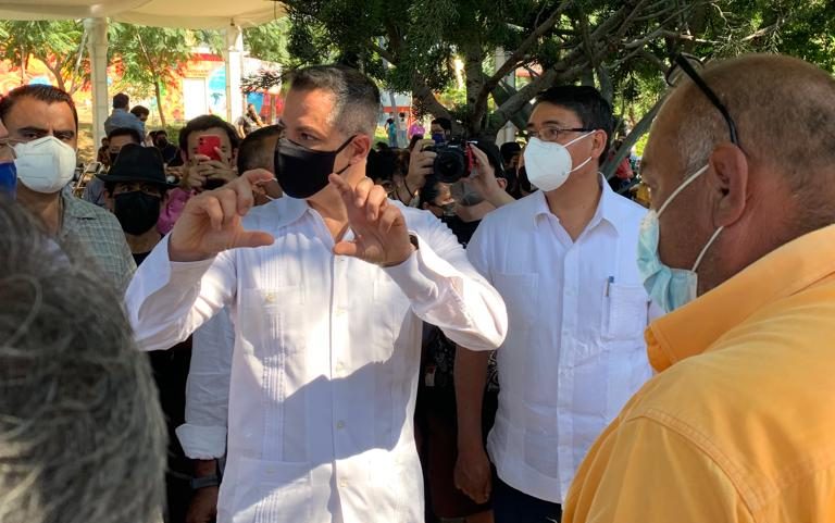 Más de tres millones de oaxaqueños han recibido vacuna anti Covid-19: Murat