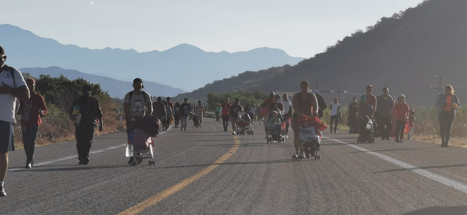 Entregaran a migrantes tarjetas humanitarias para cruzar Oaxaca, también se instalaran albergues