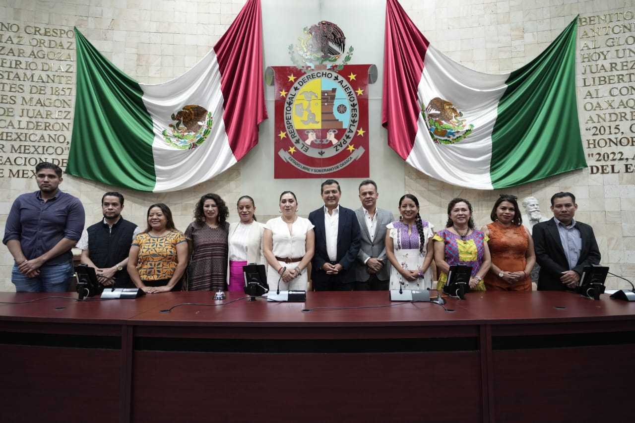 Clausura 65 Legislatura local segundo periodo del segundo año de ejercicio legal Clausura 65 Legislatura local segundo periodo del segundo año de ejercicio legal