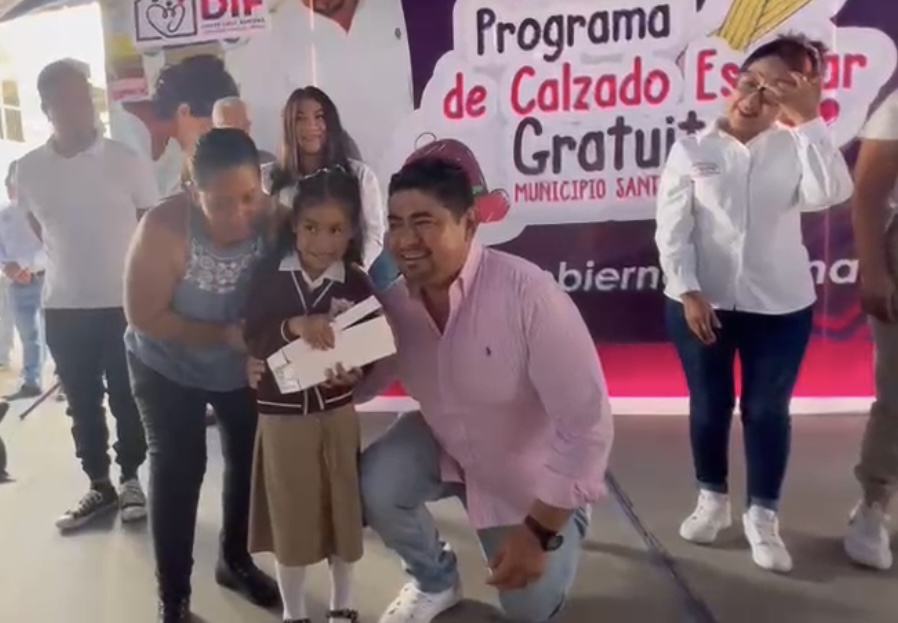 Regalan zapatos a niñas y niños  de Oaxaca adquiridos de multas por alcoholemia a infractores viales