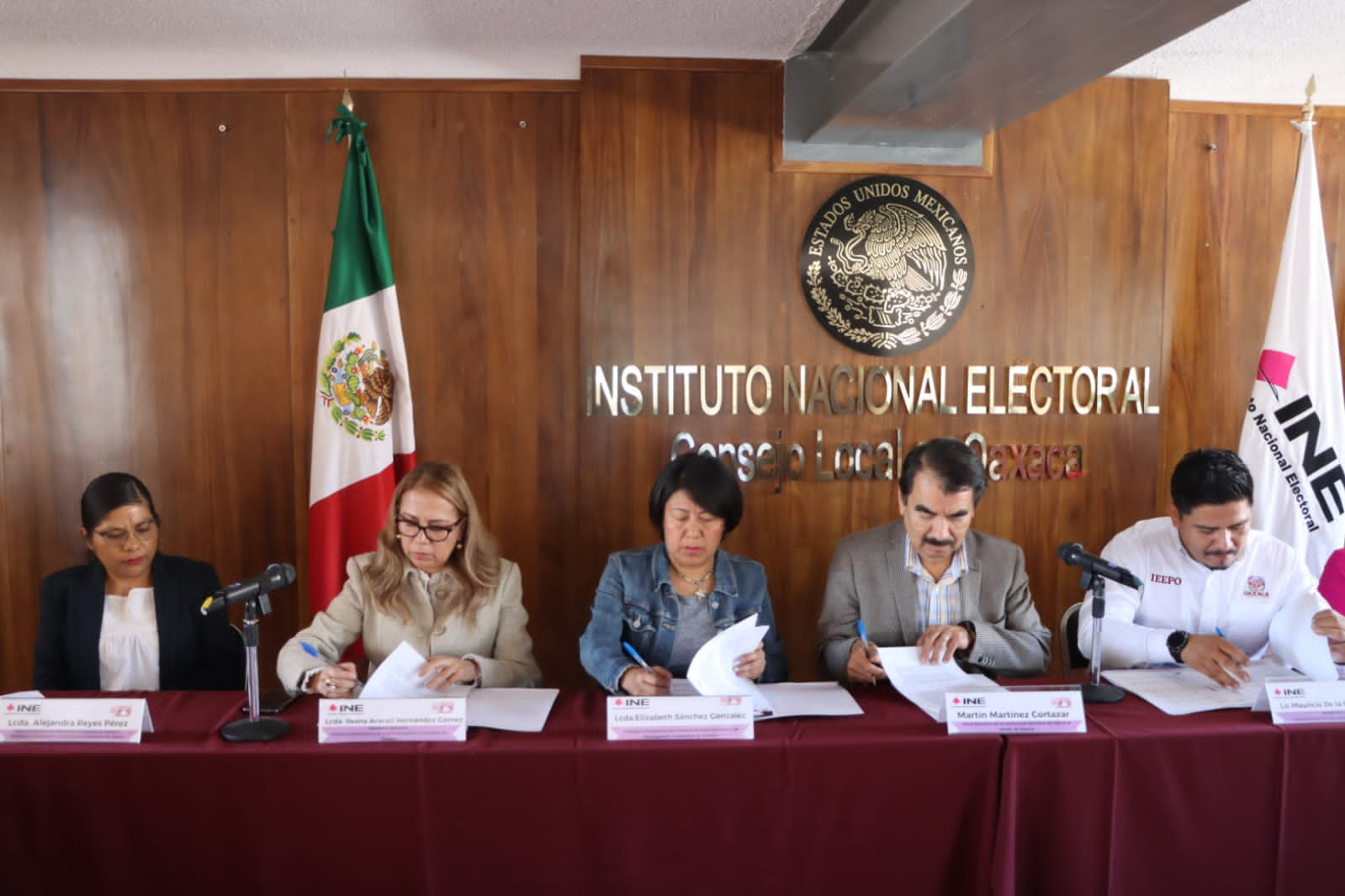 Suscriben Convenio de Colaboración IEEPCO –  INE-  IEEPO para las Elecciones 2024 en Oaxaca