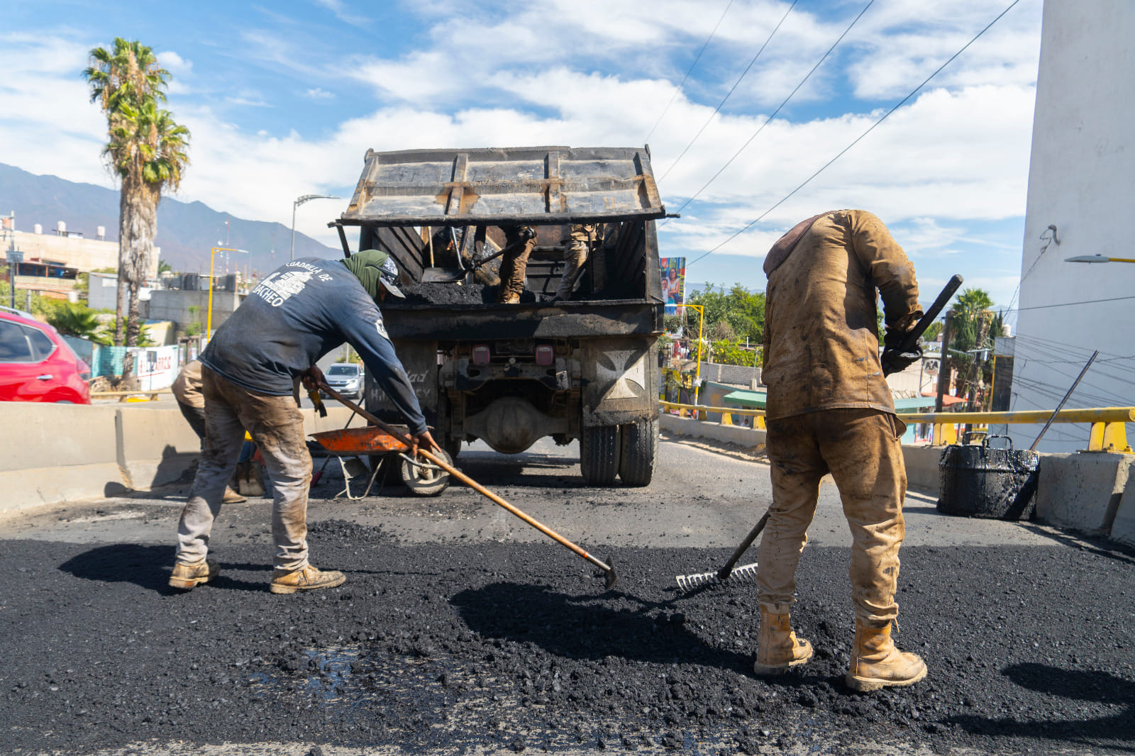 Intensifica gobierno municipal de la capital, trabajos de repavimentación y bacheo