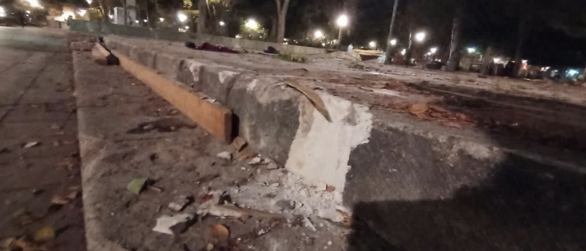 Presentan queja ante el INAH y FGR por destrucción de parque emblemático, donde se instalo pista de hielo Presentan queja ante el INAH y FGR por destrucción de parque emblemático, donde se instalo pista de hielo