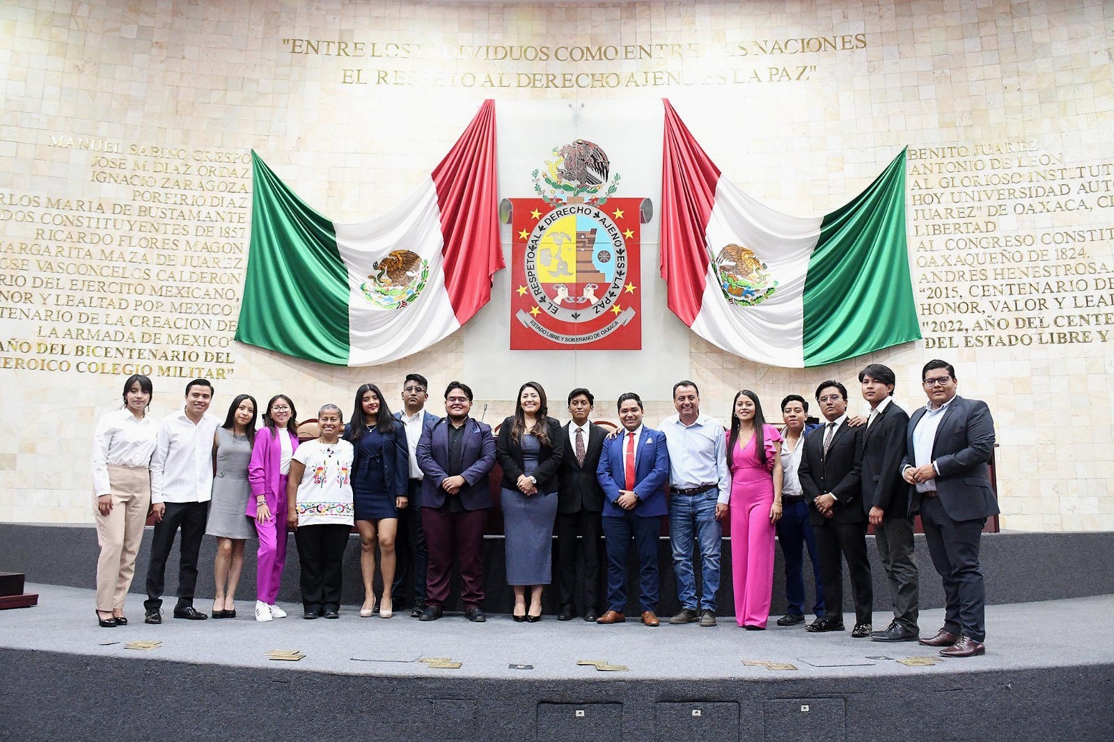 Rinde protesta Congreso Juvenil Cooperativo por Oaxaca, en sede del Poder Legislativo