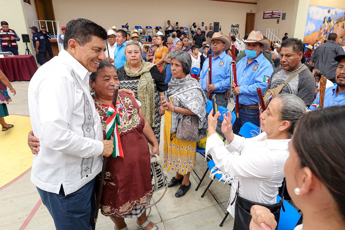 Mejora calidad de vida en Santa Ana del Valle con Trabajo que Transforma tu Municipio Mejora calidad de vida en Santa Ana del Valle con Trabajo que Transforma tu Municipio