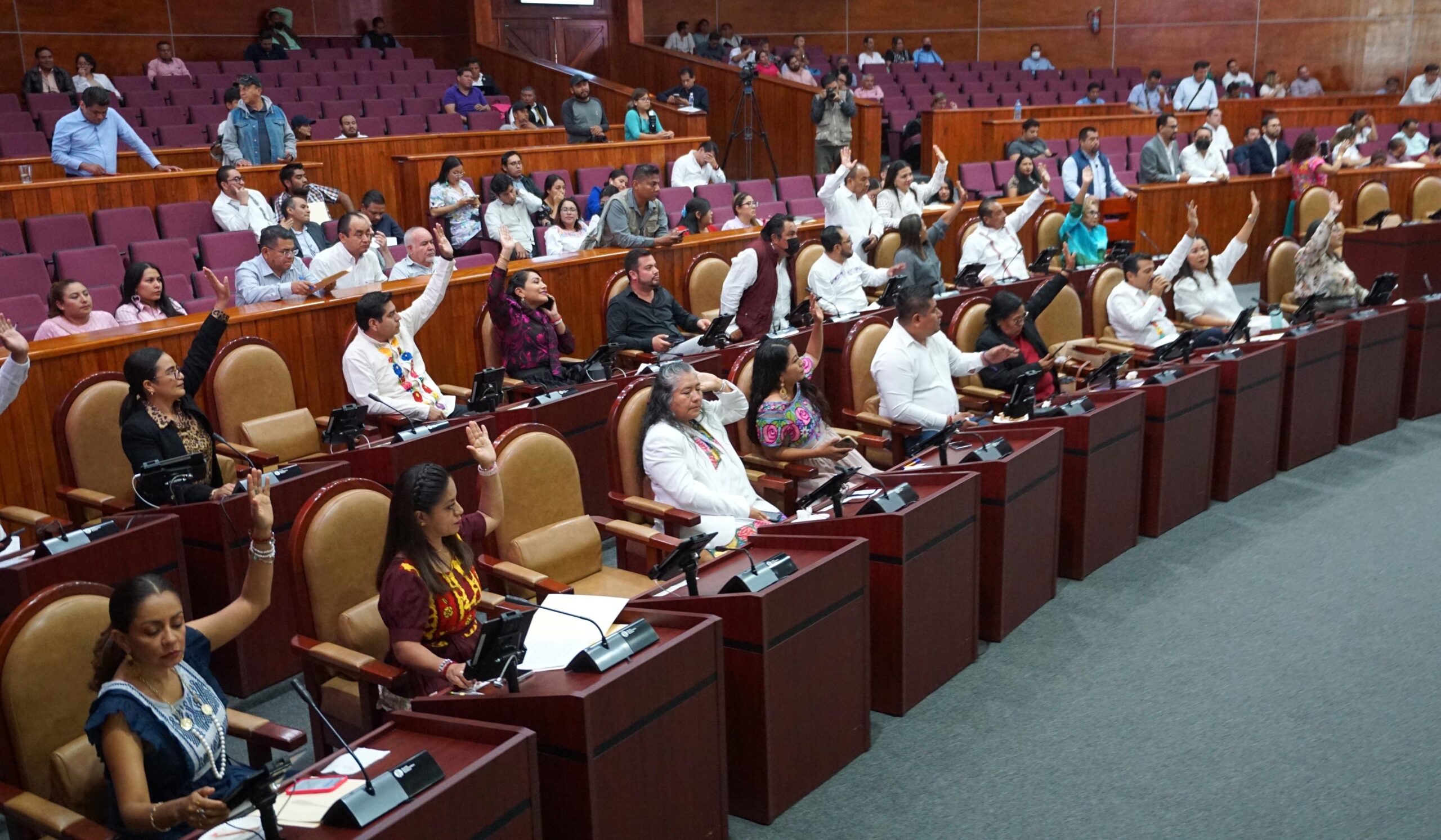 Avala Congreso de Oaxaca interpretación al decreto sobre Guardia Nacional realizada por el Congreso de la Unión