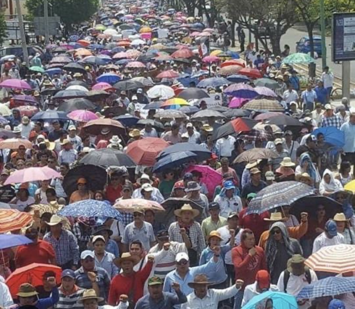 Vuelve sección 22 de la CNTE a la Calles, habrá bloqueo de carreteras y acordonamiento de la capital, ademas de cierre del aeropuerto