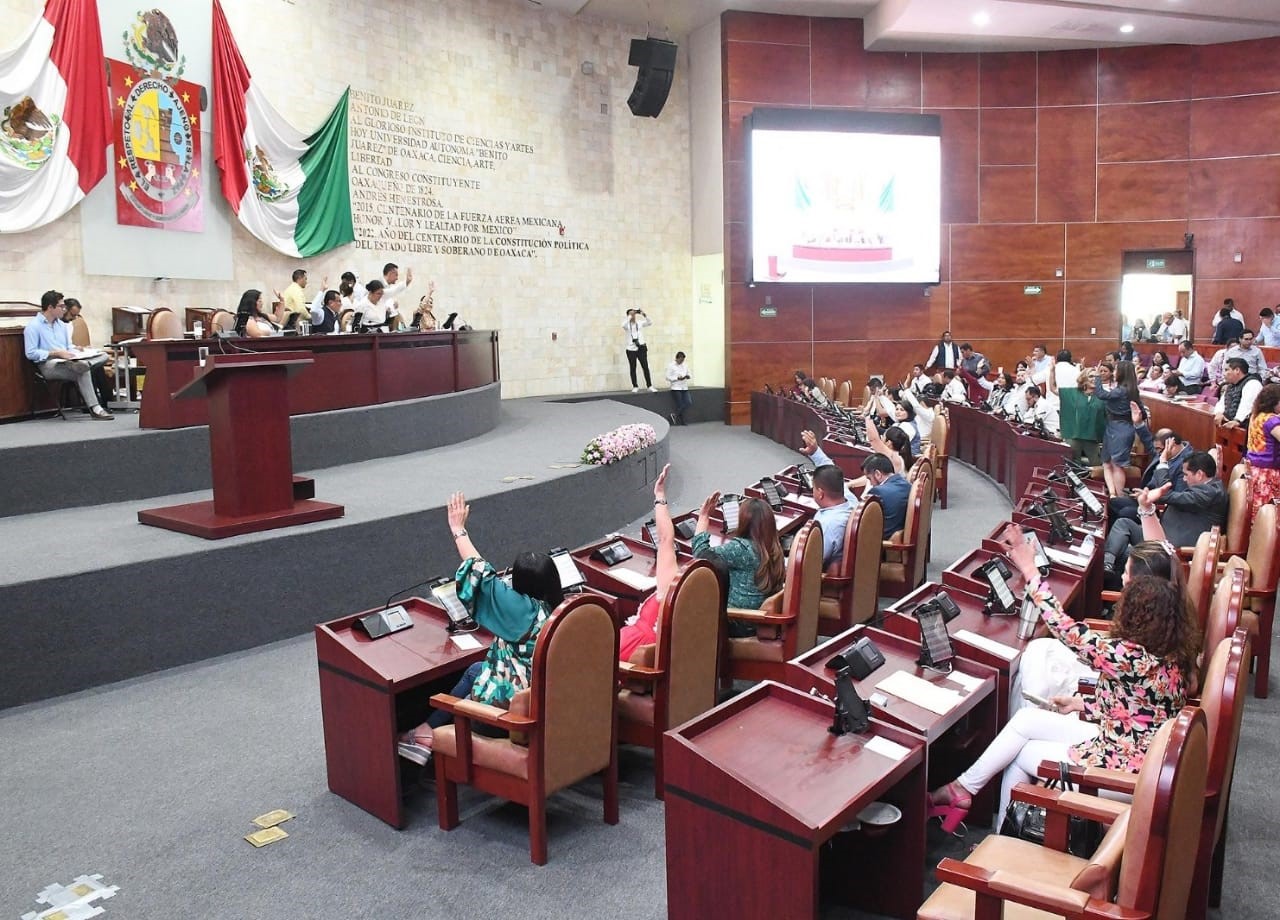 Congreso de Oaxaca suspende funciones del ayuntamiento de Tamazulápam del Progreso Congreso de Oaxaca suspende funciones del ayuntamiento de Tamazulápam del Progreso