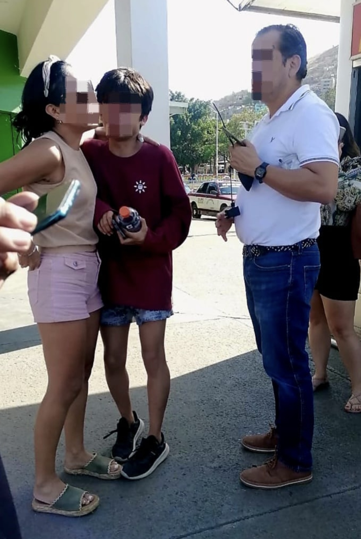 Rescatan en Oaxaca a dos menores que fueron víctimas de secuestro virtual.