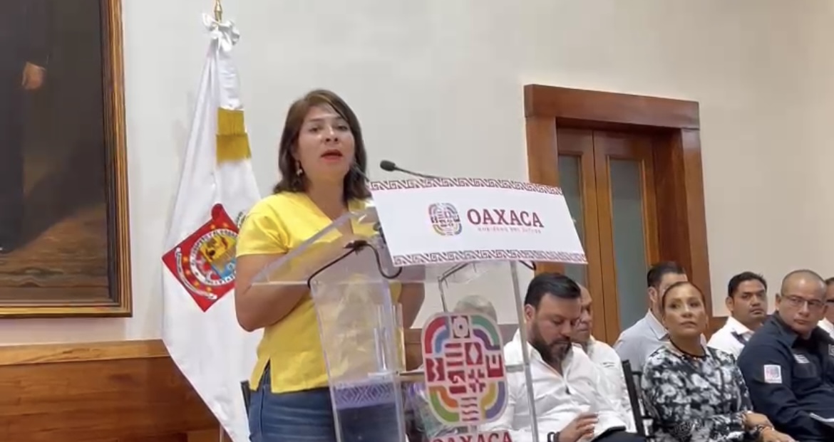 Se han devastado en Oaxaca en la selva de los Chimalapas 33 mil hectáreas de bosques con un incendio explosivo de mas de 32 días Se han devastado en Oaxaca en la selva de los Chimalapas 33 mil hectáreas de bosques con un incendio explosivo de mas de 32 días
