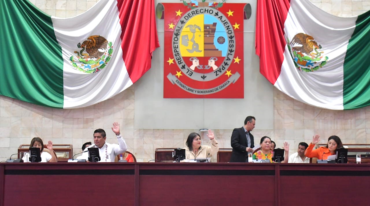 Instalan en Congreso de Oaxaca Diputacion Permanente, ante receso legislativo