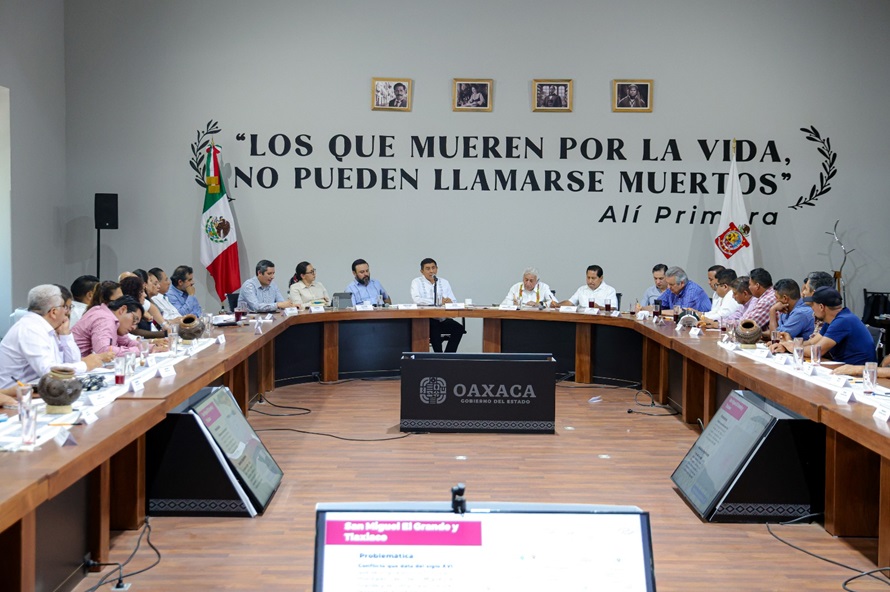 Oaxaca avanza en la resolución de conflictos agrarios Oaxaca avanza en la resolución de conflictos agrarios