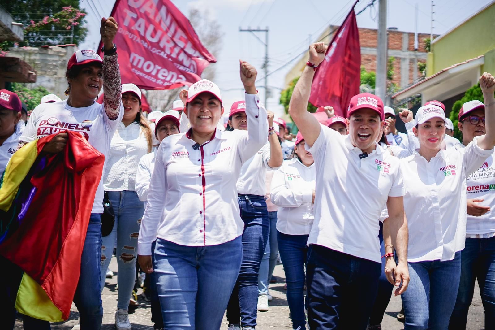 Daniela y JCM ganan la simpatia de los electores en la colonia “las Flores’; y “Yalalag”, ya son territorio de Morena