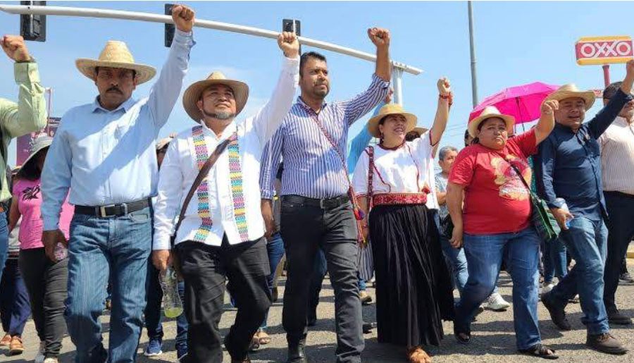 Pese a respuestas a exigencias de profesores de Oaxaca de la sección 22 de la CNTE anuncian paro y marcha el 15 de mayo.