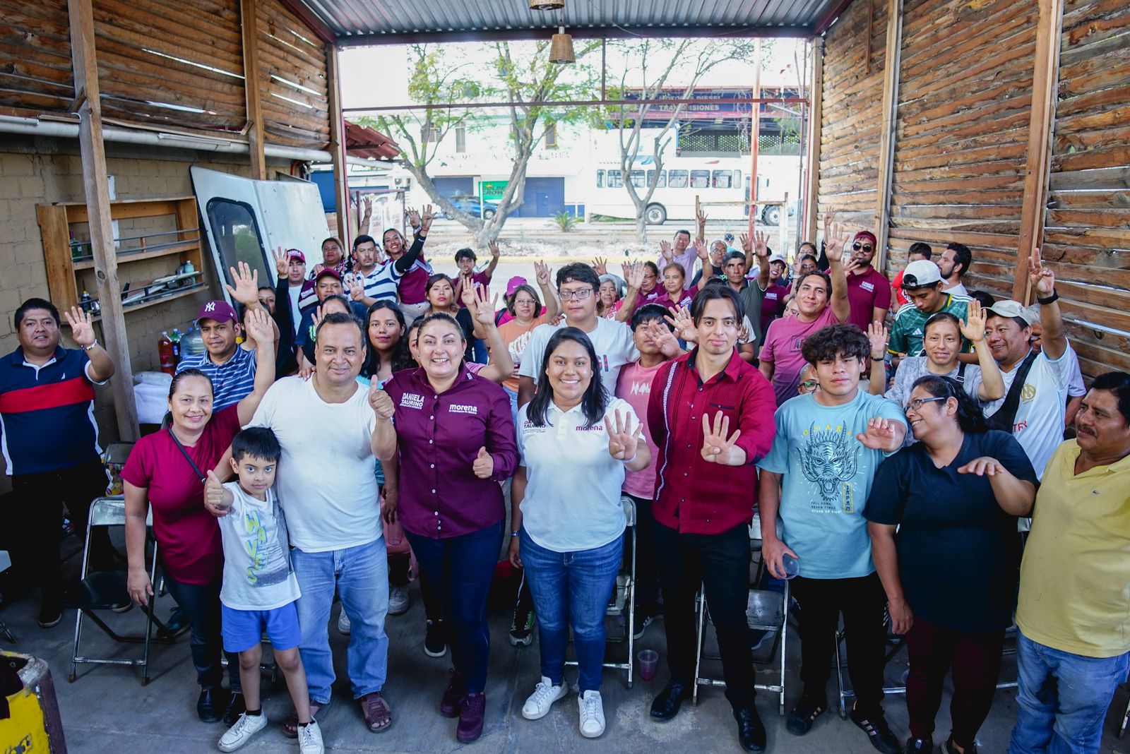 En Santa Lucía en la colonia Primavera el voto será para Daniela Taurino y JCGM En Santa Lucía en la colonia Primavera el voto será para Daniela Taurino y JCGM