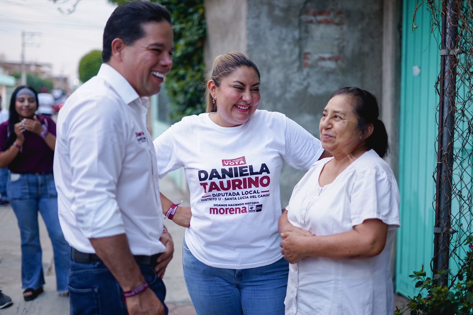 Vecinos de la colonia “Calicanto” refrendan su apoyo a Daniela Taurino y para JCGM!