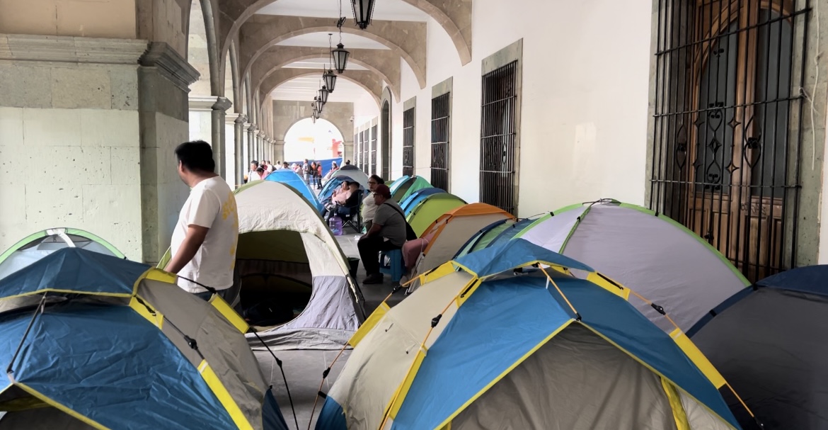 Volvio plantón de la CNTE a Oaxaca, ocupa 15 manzanas y el zocalo, ademas de la alameda de Leon