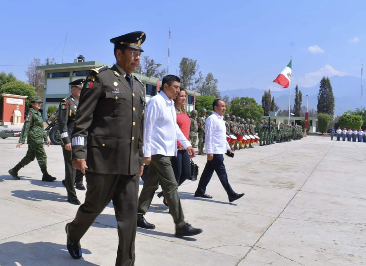 Presencia Presidente de JUCOPO toma de protesta de bandera a soldados del Servicio Militar Nacional