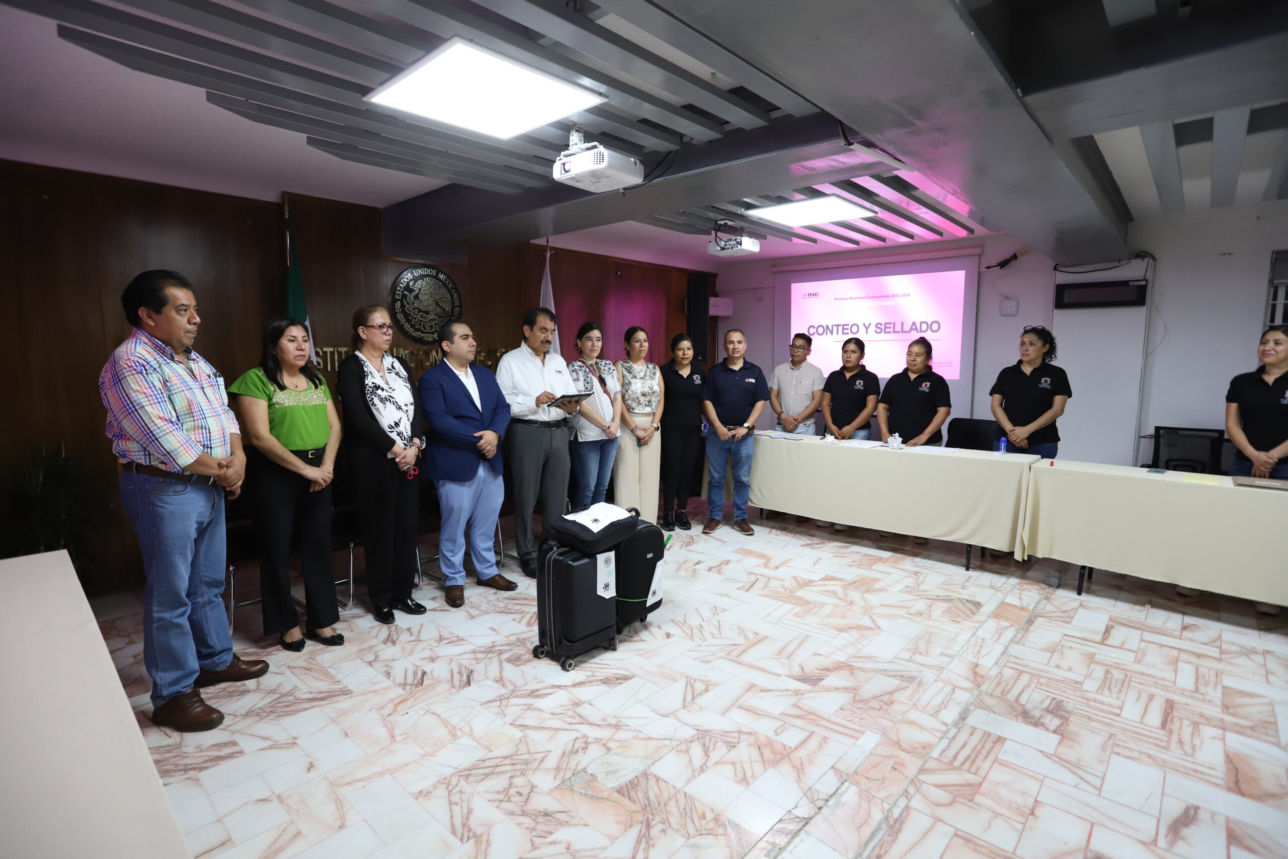 Cumple IEEPCO con entrega de documentación al INE para garantizar Voto Anticipado Cumple IEEPCO con entrega de documentación al INE para garantizar Voto Anticipado