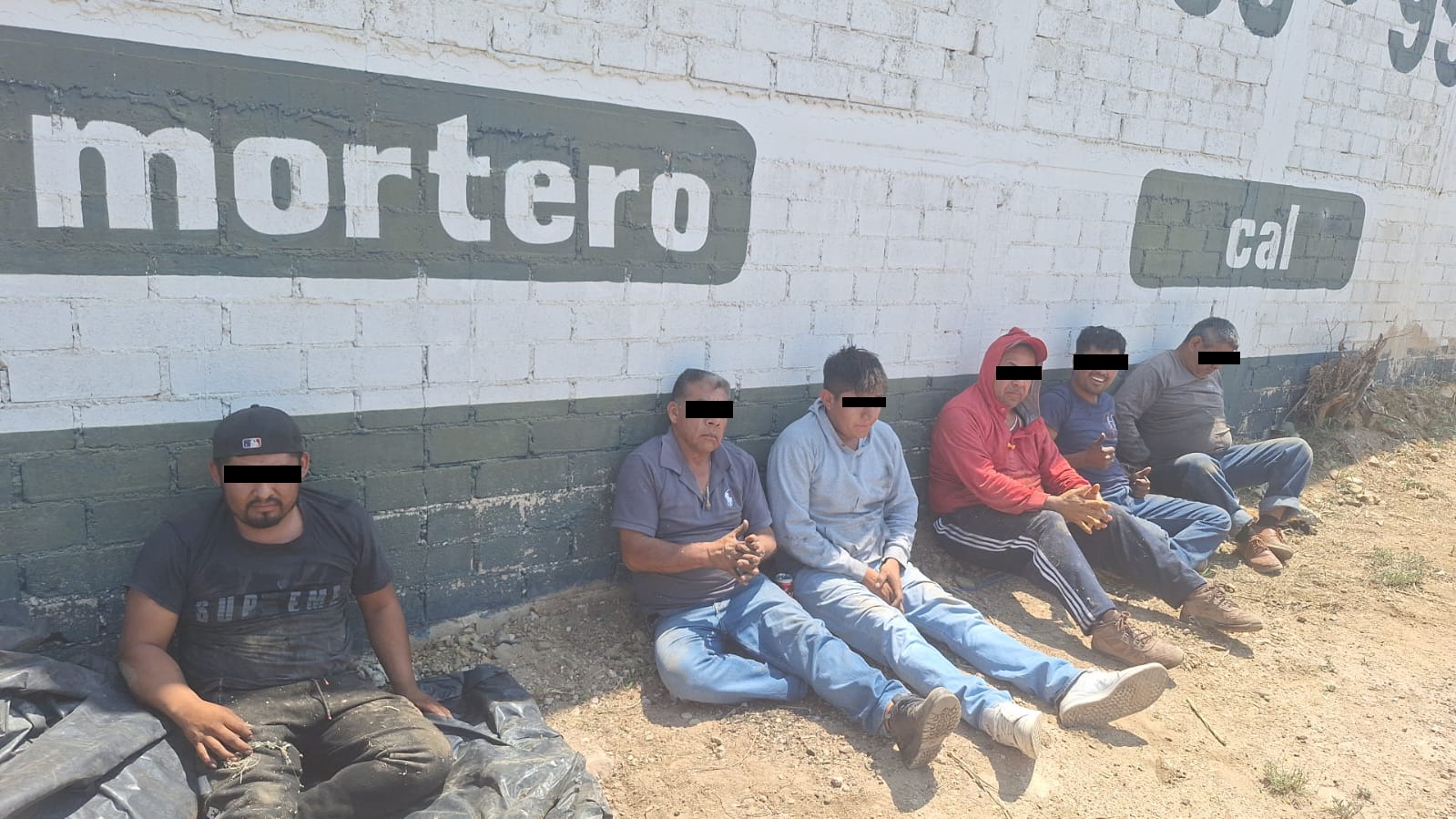 Fiscalía de Oaxaca detiene a seis personas por robo de tráiler cargado con acero, hechos ocurridos en el Valle de Etla
