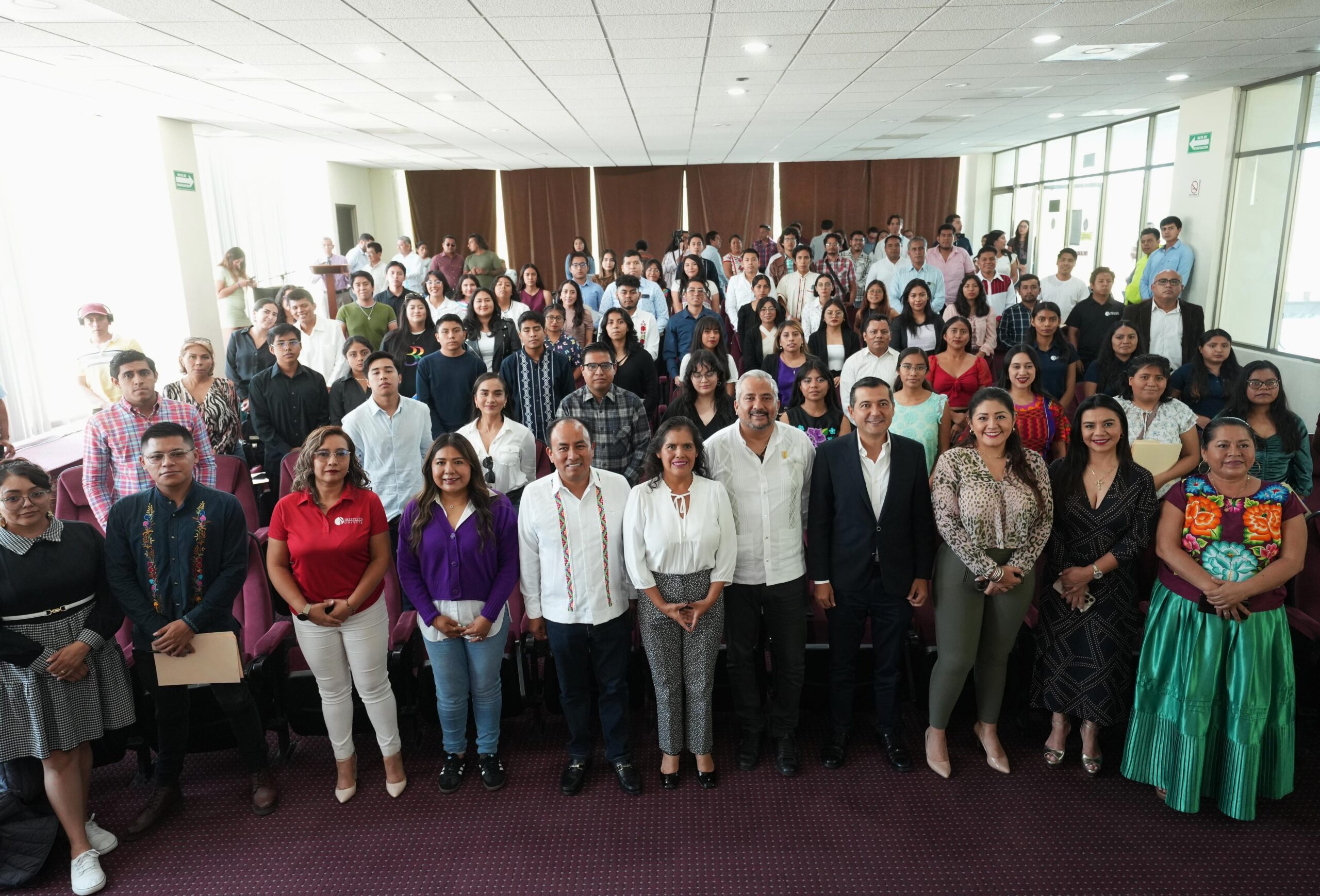 Capacitan en el Congreso local a la juventud para impulsar iniciativas legislativas