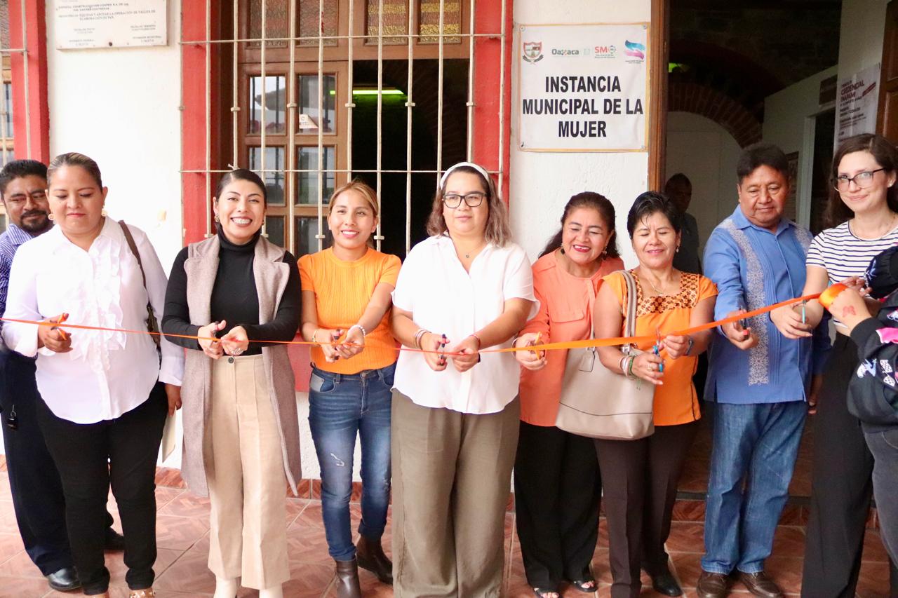 Instalan Punto de Atención a mujeres en situación de violencia Instalan Punto de Atención a mujeres en situación de violencia