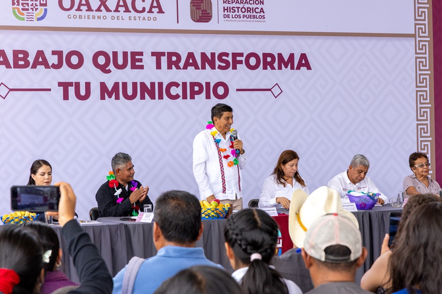 Continúa la transformación de la Mixteca, Zapoquila con más de 5 mdp