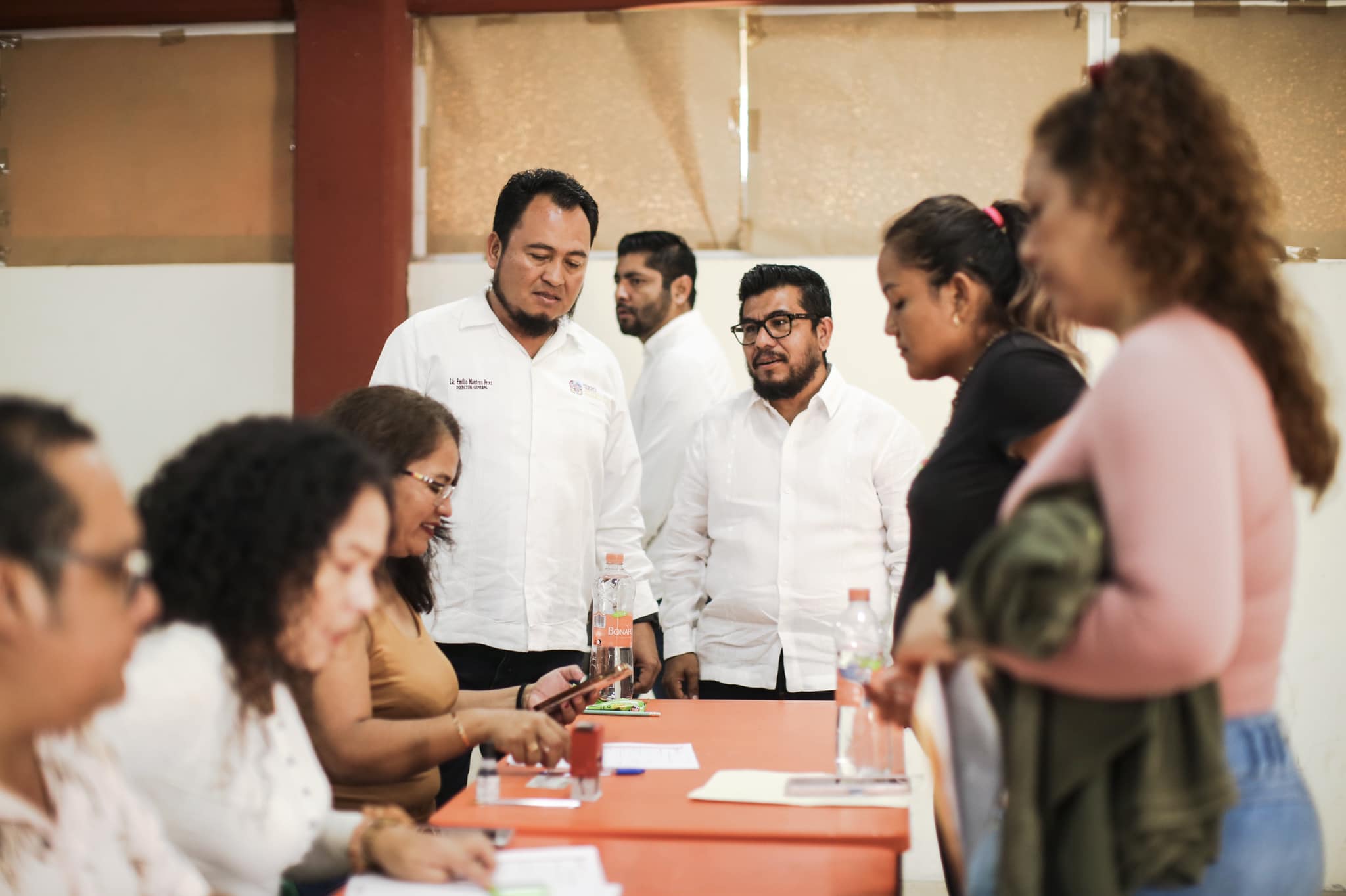 Concluye en Costa e Istmo la entrega de apoyos para uniformes escolares