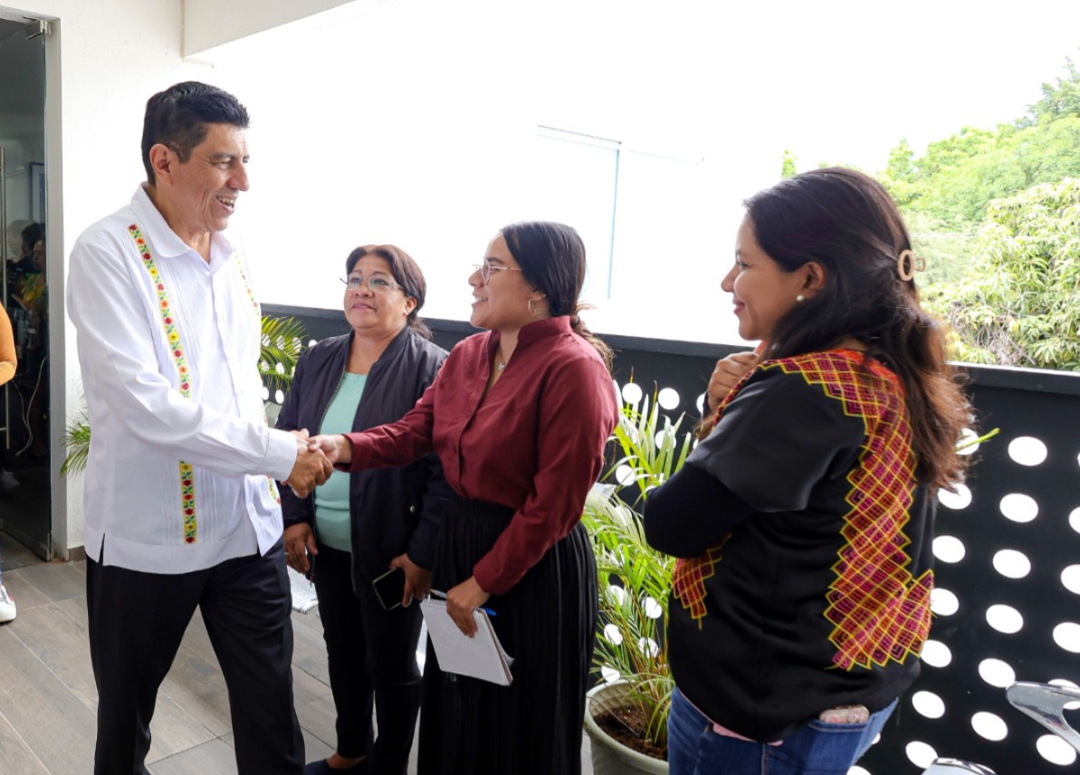 Refrenda Gobernador Salomón Jara prioridad de su gobierno con las oaxaqueñas Refrenda Gobernador Salomón Jara prioridad de su gobierno con las oaxaqueñas