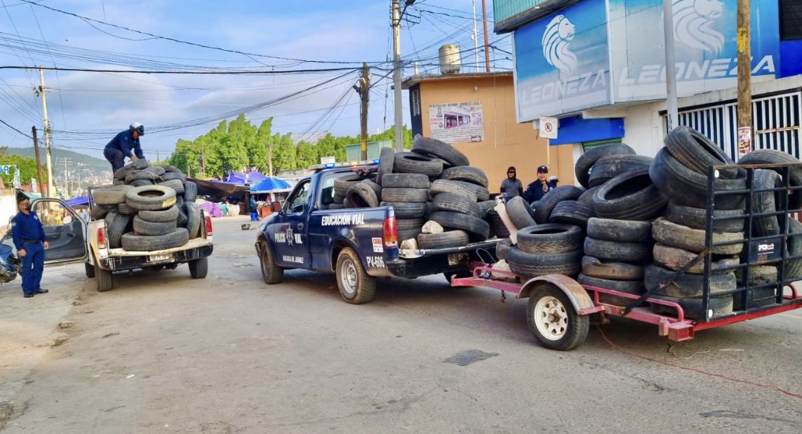 Realiza gobierno municipal operativo “Barredora” en la zonas aledañas a la central de abasto