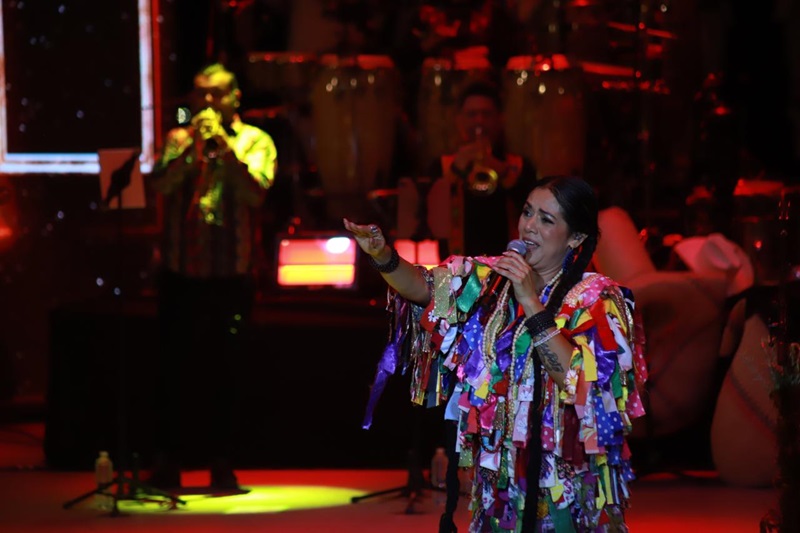 Cautiva el Conjuro de Lila Downs en el Auditorio Guelaguetza