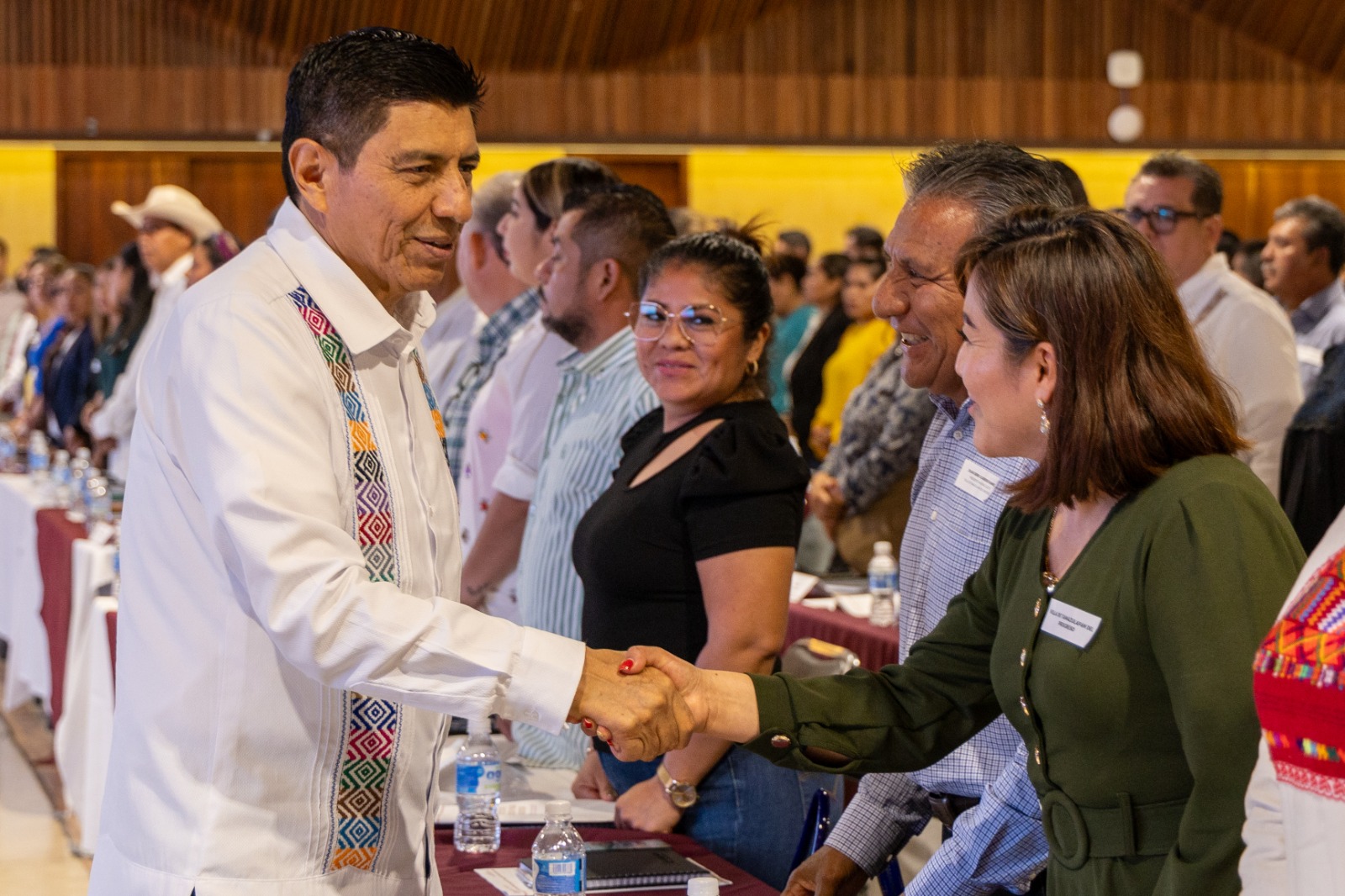 Exhorta Gobernador de Oaxaca a autoridades municipales electas a trabajar de manera directa y en beneficio del pueblo