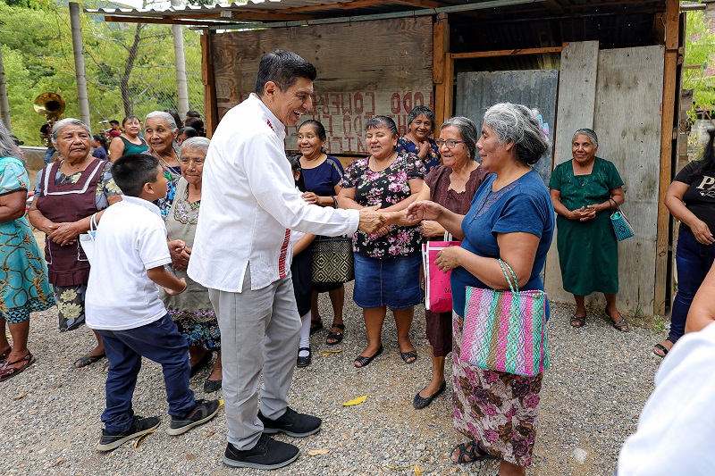 Ahora es tiempo de construir un mejor futuro para nosotros: Salomón Jara Cruz Ahora es tiempo de construir un mejor futuro para nosotros: Salomón Jara Cruz