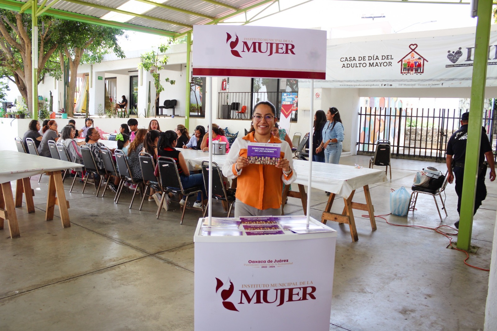 Lleva Instituto Municipal de la Mujer asesorías jurídicas a las colonias de la capital