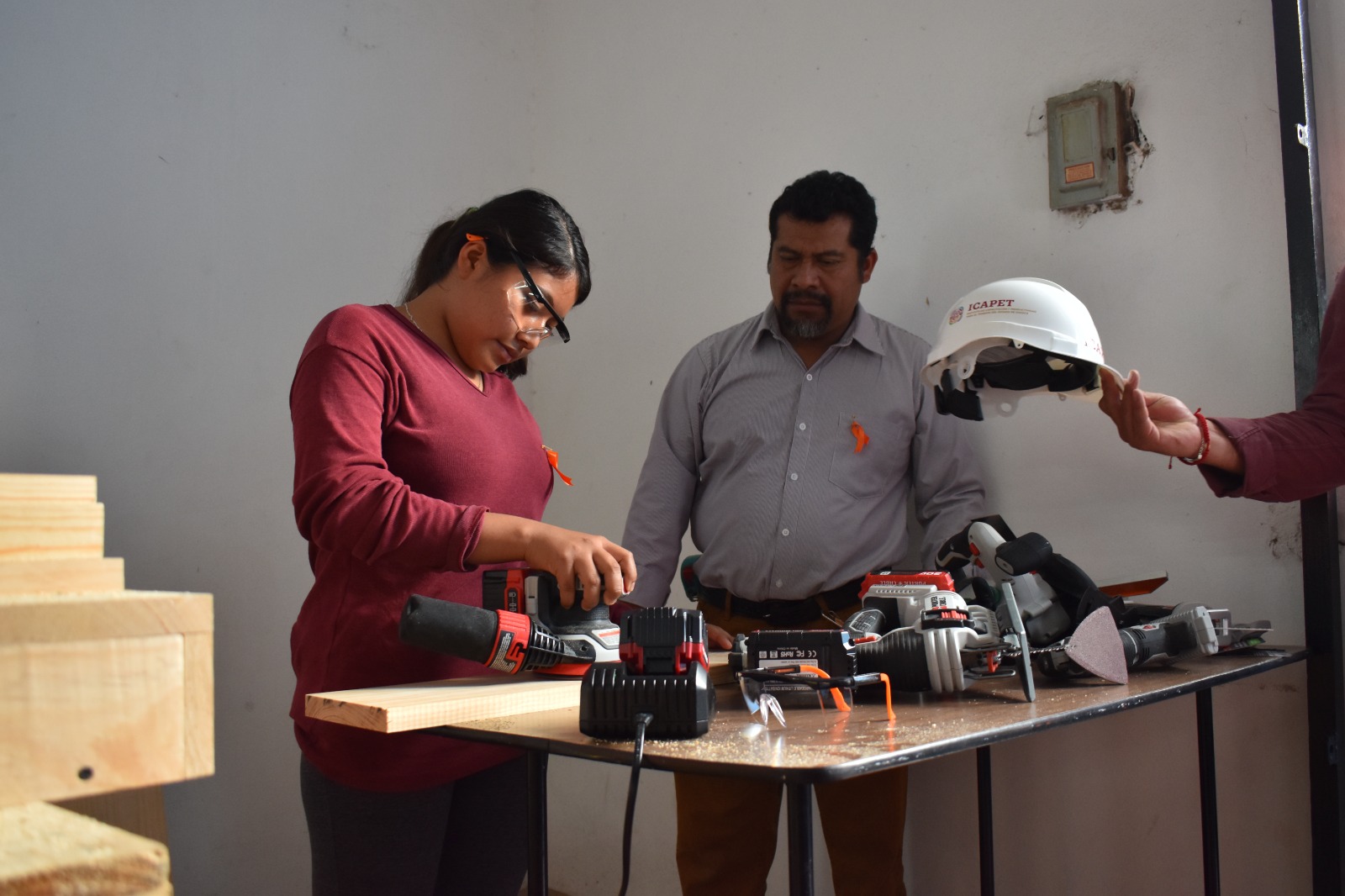 Mujeres sin miedo al éxito, capacitaciones del Icapet rompen estereotipos