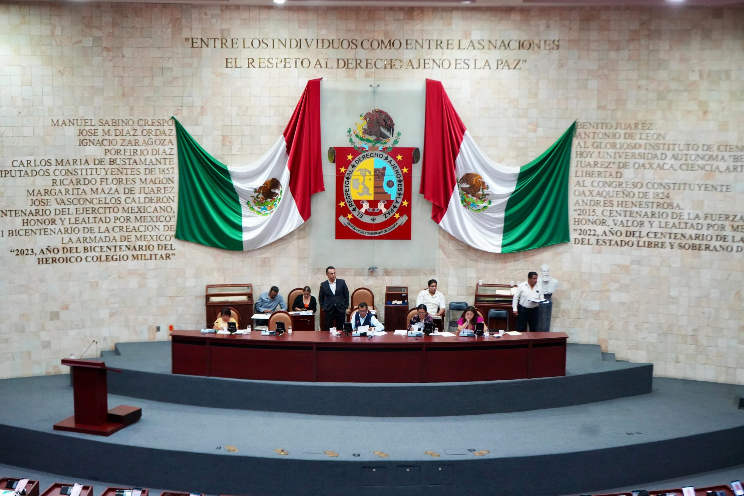 Avala Congreso elevación de categoría administrativa de comunidades de Oaxaca