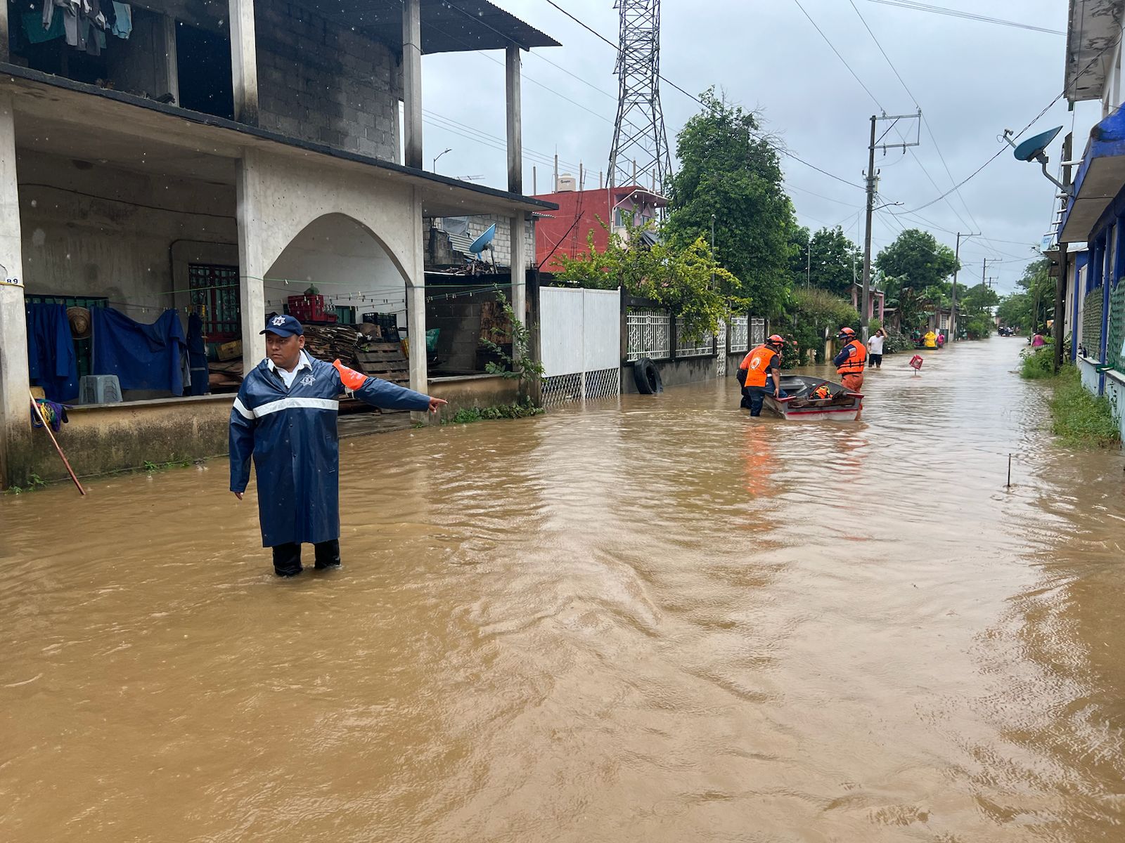 Confima gobernador de Oaxaca una víctima por lluvias en Oaxaca