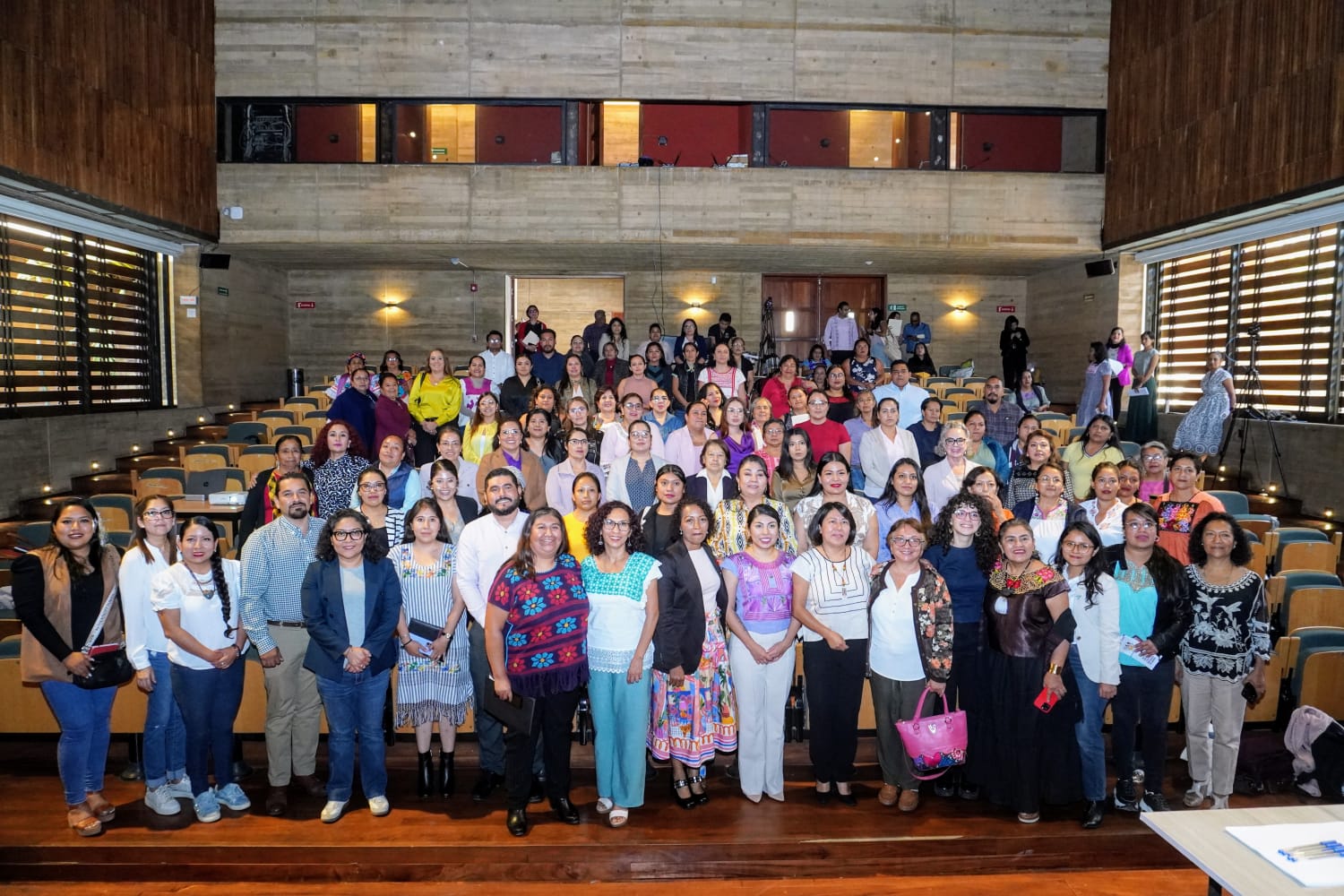 Conmemora Secretaría de las Mujeres sufragio femenino en México con foro “Tejiendo Democracia entre mujeres”