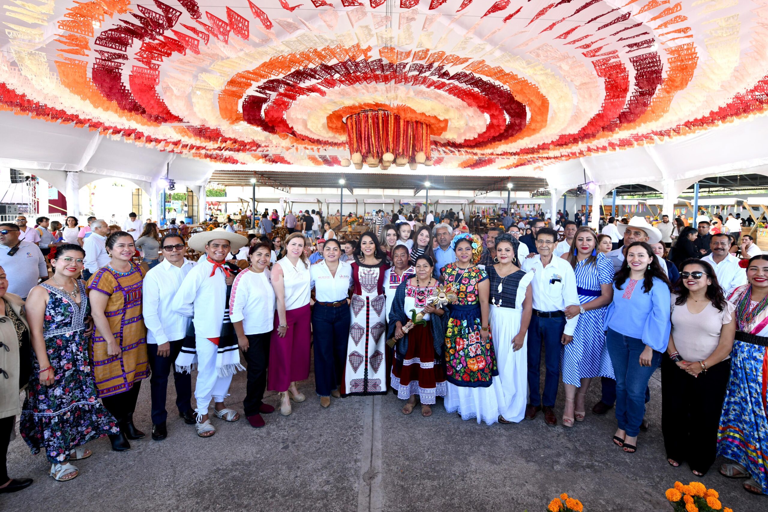 Festival del Mole de Caderas 2024 llena de fiesta y cultura a Huajuapan de León