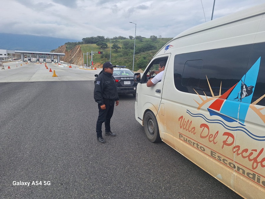 Implementan Operativo Carrusel en autopista Barranca Larga-Ventanilla