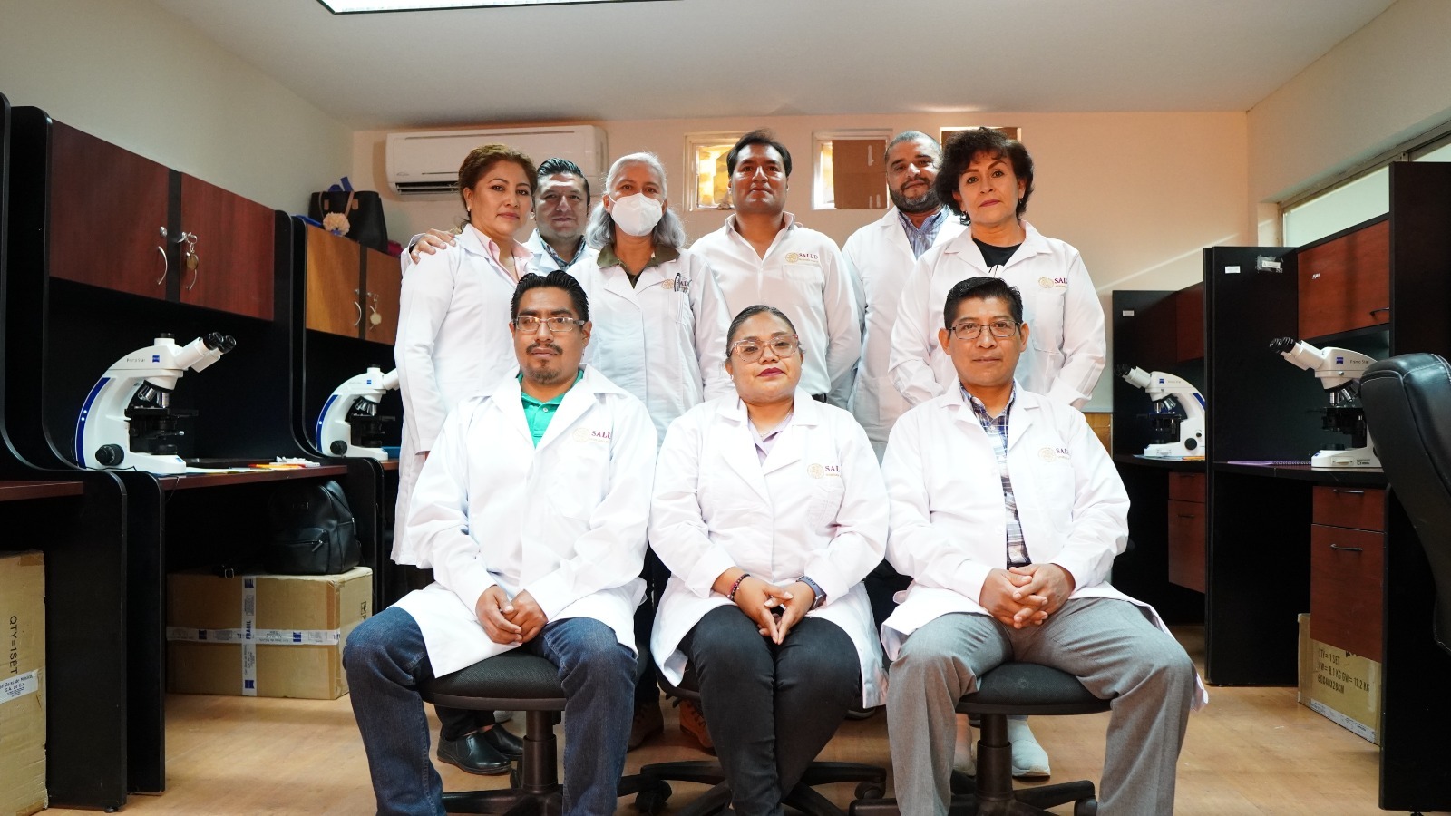 Reconocen y celebran la labor de las y los trabajadores de salud