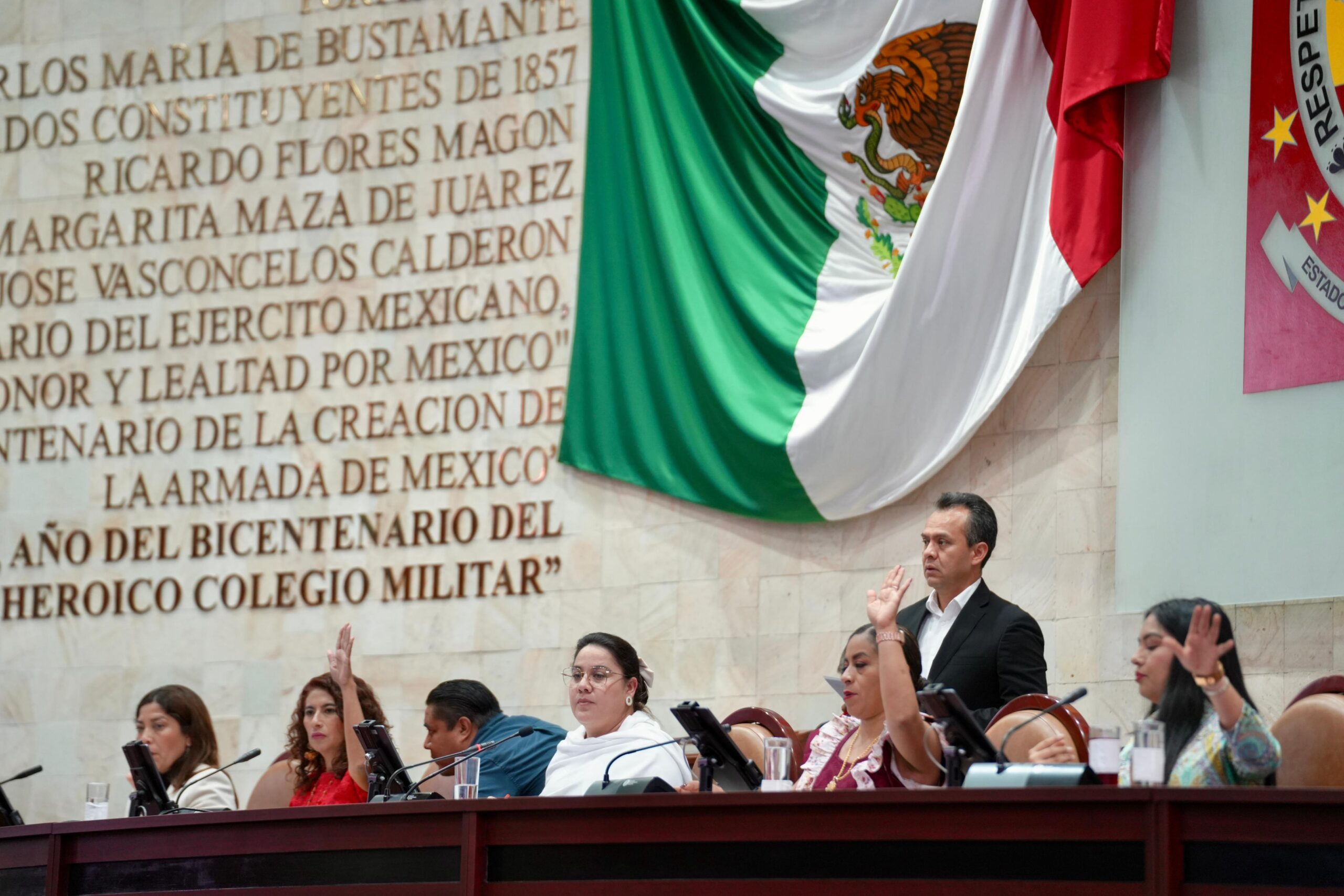 Aprueba Congreso de Oaxaca integración de las 36 Comisiones Permanentes Aprueba Congreso de Oaxaca integración de las 36 Comisiones Permanentes