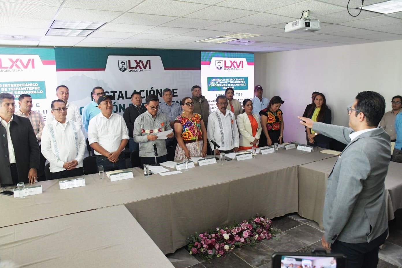 Consolidar el Corredor Interoceánico del Istmo de Tehuantepec, compromiso del legislativo Consolidar el Corredor Interoceánico del Istmo de Tehuantepec, compromiso del legislativo