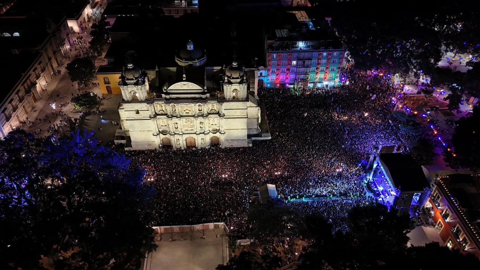 Oaxaca goza de paz y gobernabilidad, familias enteras disfrutan eventos públicos gratuitos como nunca antes lo hacían: Jesús Romero