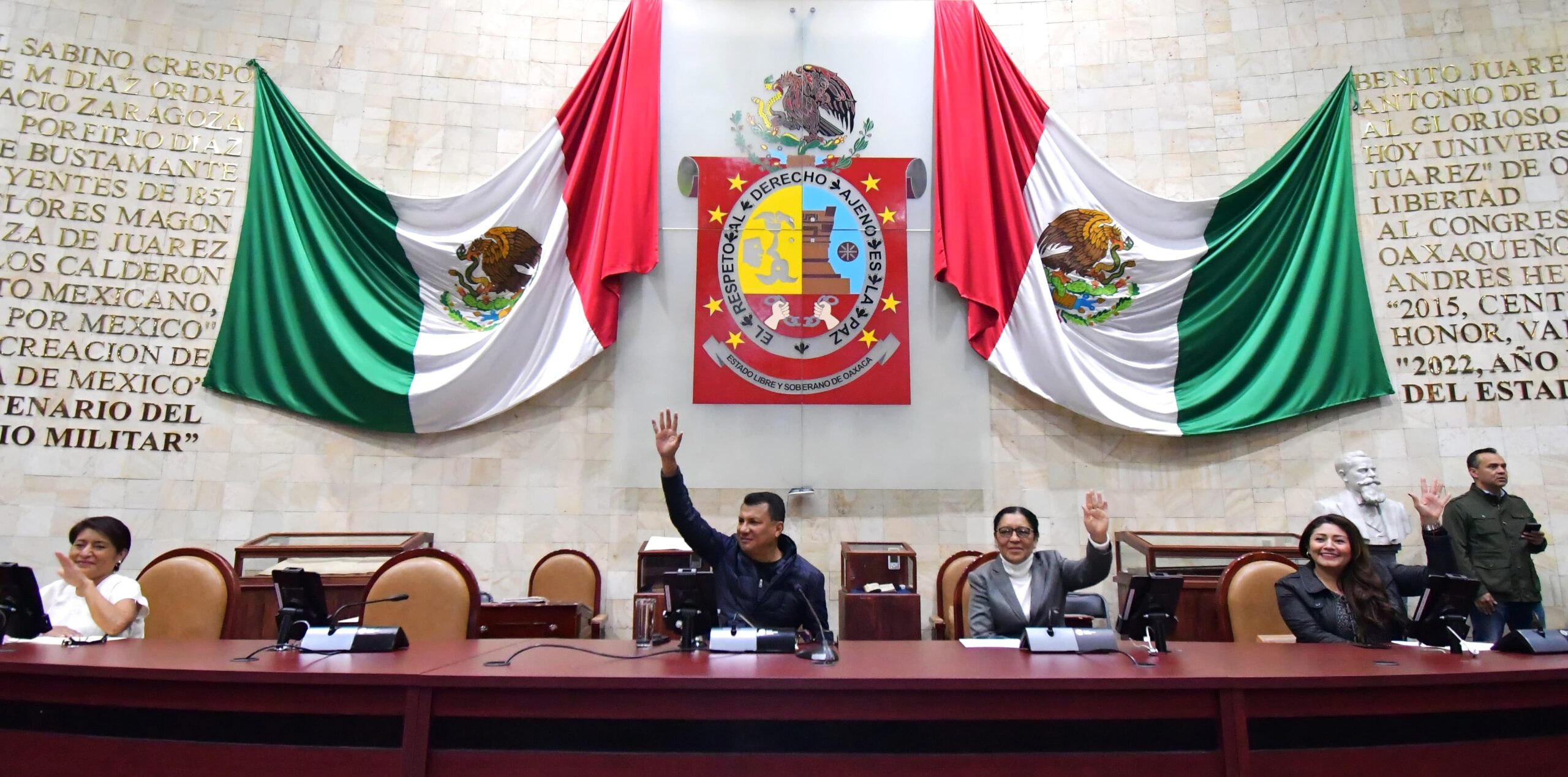 Por unanimidad, Congreso de Oaxaca avala reforma constitucional en materia de inimpugnabilidad