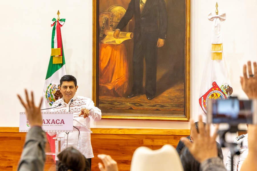 Reitera Gobernador de Oaxaca respaldo a la política de la Presidenta de México