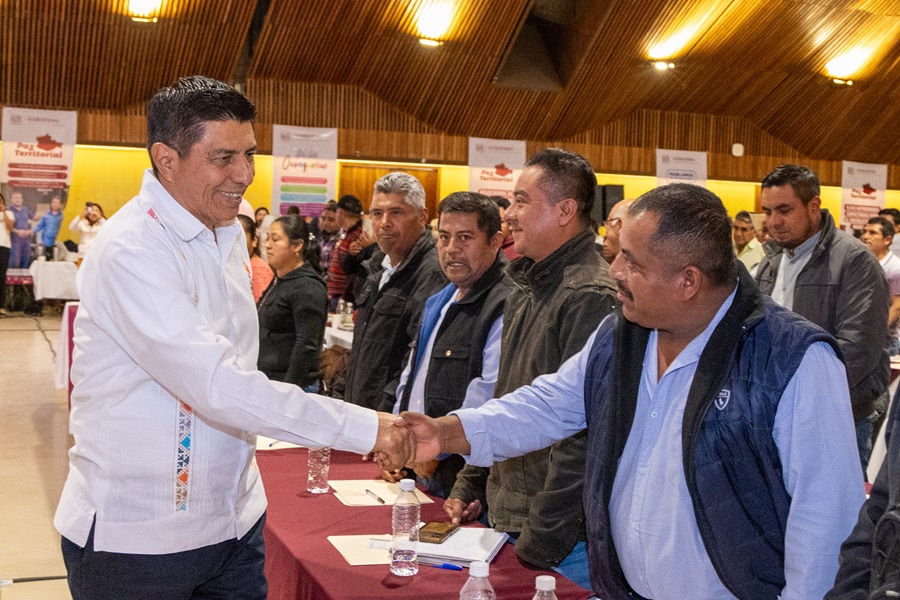 Encabeza Salomón Jara capacitación de autoridades electas de Sistemas Normativos Indígenas Encabeza Salomón Jara capacitación de autoridades electas de Sistemas Normativos Indígenas