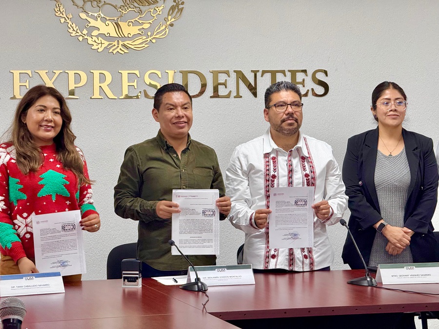 Entrega Gobierno de Oaxaca iniciativa de reforma a la Constitución en materia del Poder Judicial del Estado