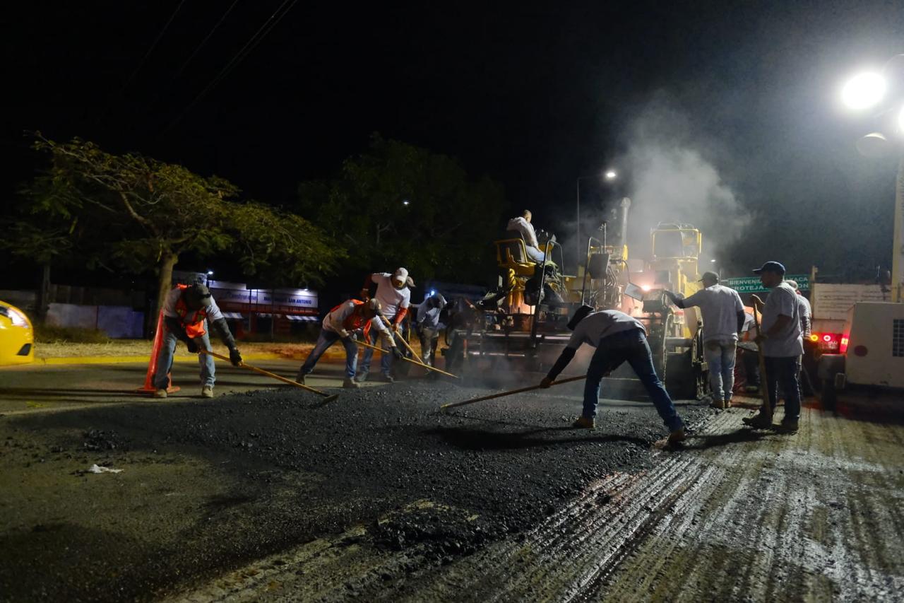 Activan trabajos nocturnos del Mega Plan de Bacheo y Reencarpetamiento