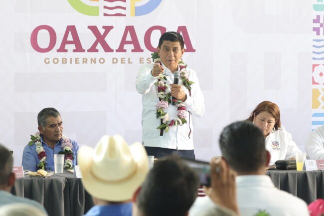 Apuesta Gobierno de Salomón Jara al desarrollo de Santa Catarina Loxicha